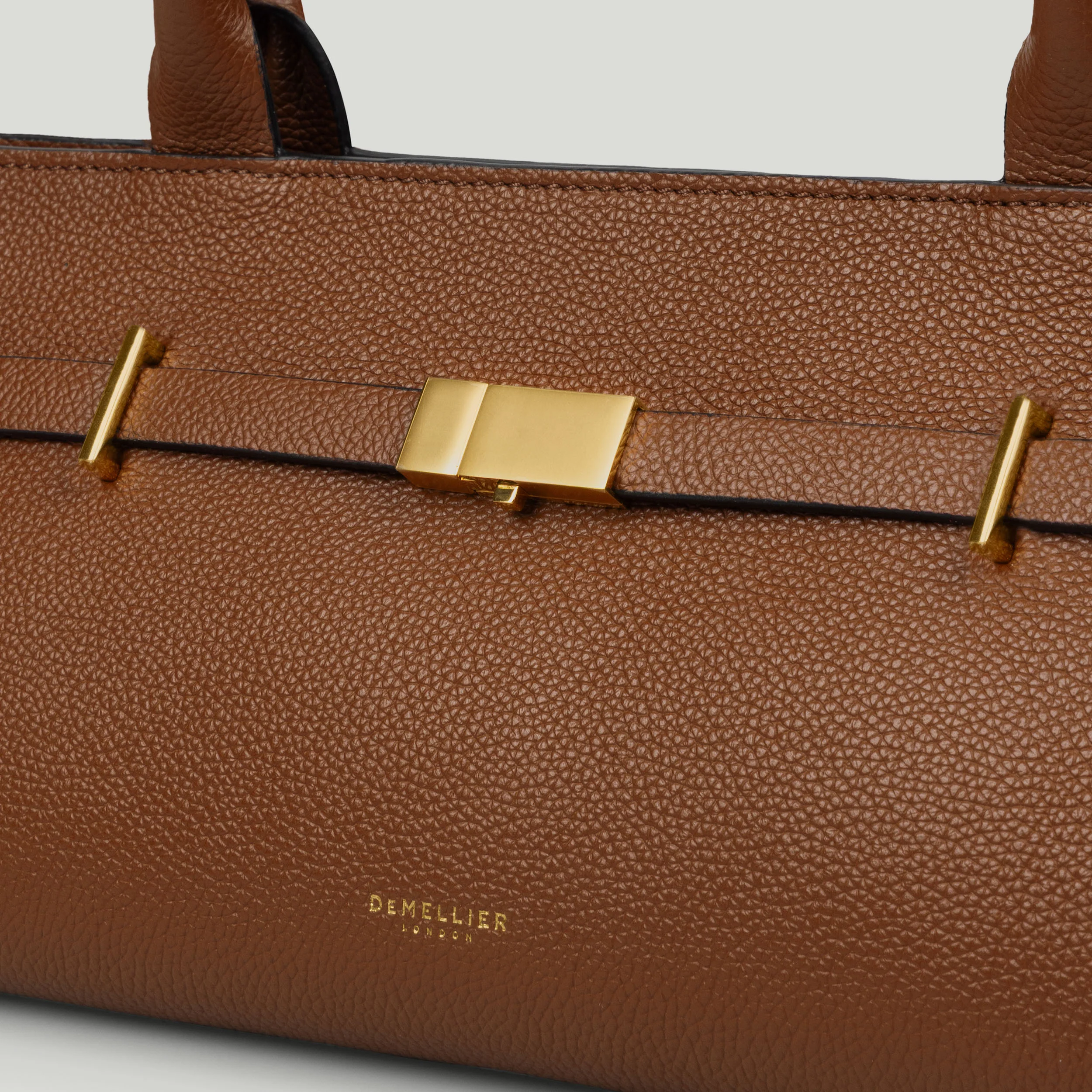 The New York Shoulder - Image 2