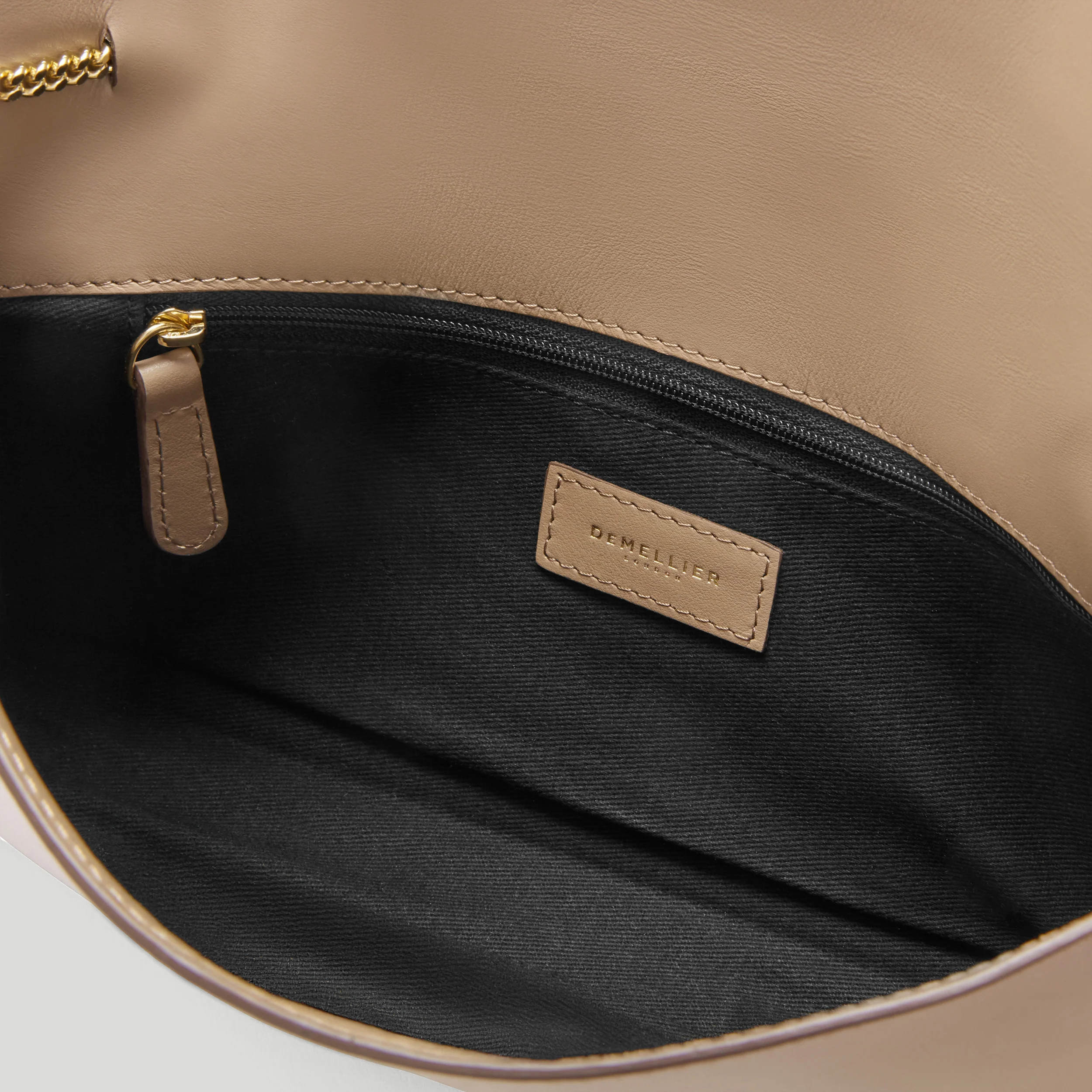 The Vancouver Clutch - Image 5