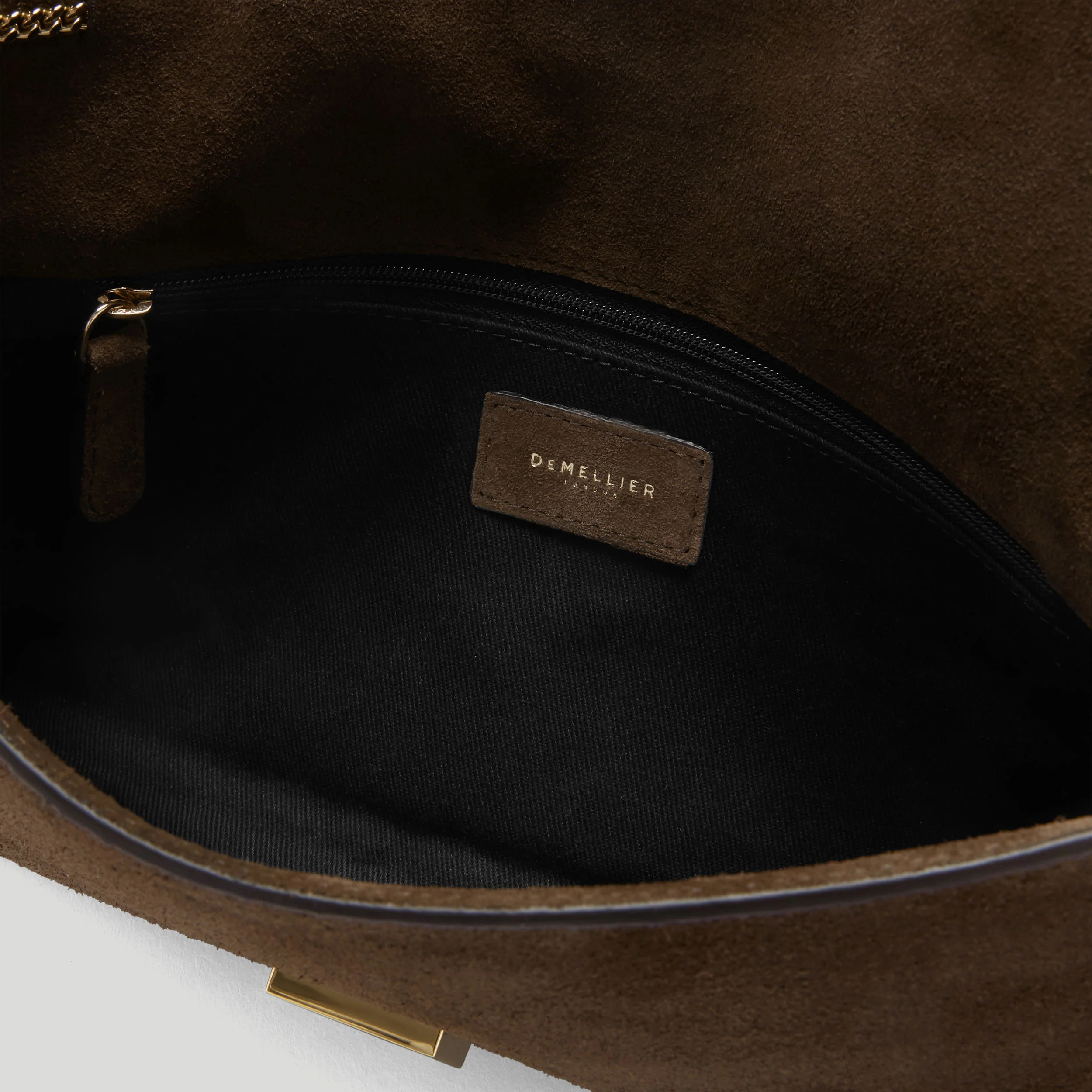 The Vancouver Clutch - Image 5